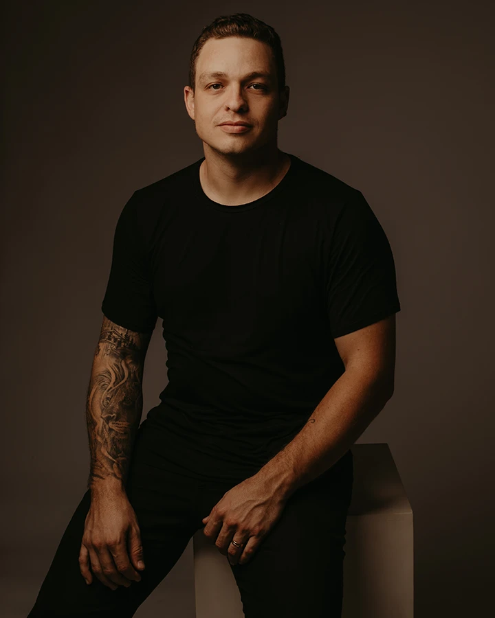 Maicon Oliveira Designer de Marca - FLEXA